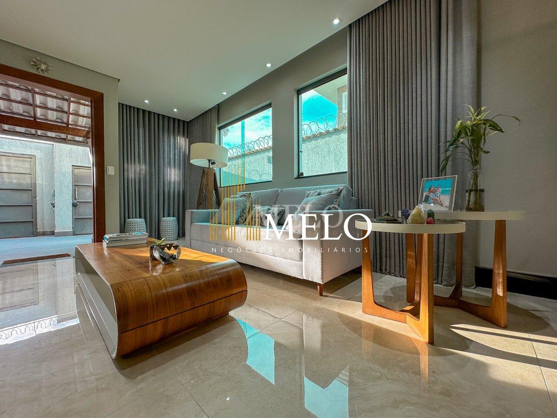 Belíssima casa à Venda no bairro Santa Amélia por R$2.200.000,00 - Belo Horizonte - 