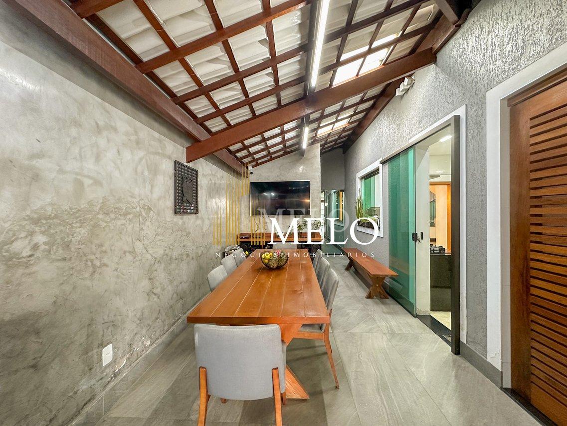 Belíssima casa à Venda no bairro Santa Amélia por R$2.200.000,00 - Belo Horizonte - 