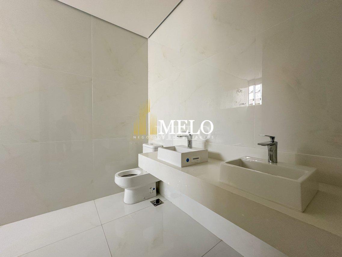 Linda casa à venda no condomínio Portal do Sol por R$3.800.000,00 Rua Taurus Contagem - 