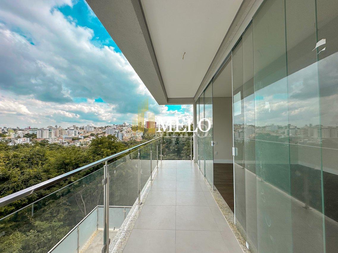 Linda casa à venda no condomínio Portal do Sol por R$3.800.000,00 Rua Taurus Contagem - 