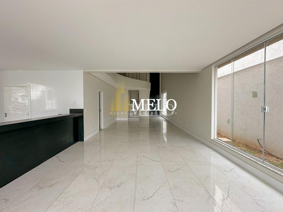 Linda casa à venda no condomínio Portal do Sol por R$3.800.000,00 Rua Taurus Contagem - 