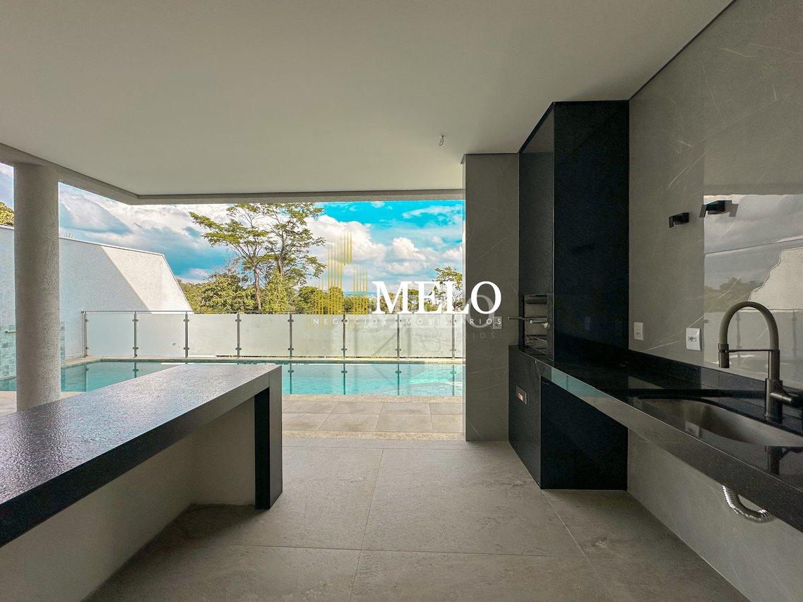 Linda casa à venda no condomínio Portal do Sol por R$3.800.000,00 Rua Taurus Contagem - 