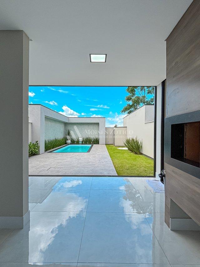 Casa com piscina no bairro Universitário! Rua José João Benatti Tijucas - 