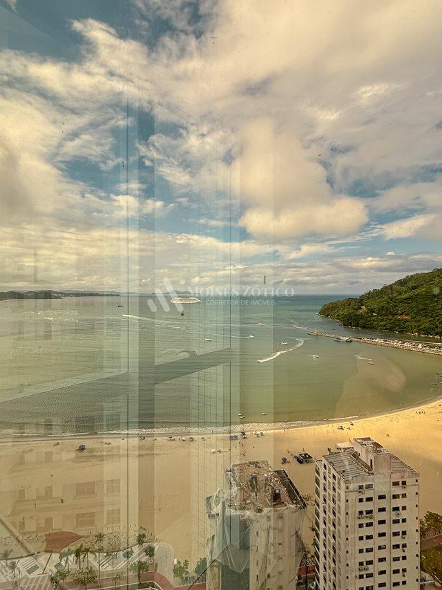 Apartamento de 3 suítes no Centro de Balneário Camboriú Rua 4600 Balneário Camboriú - 