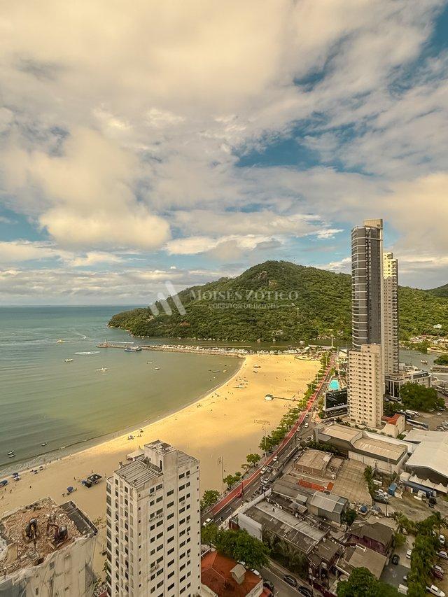 Apartamento de 3 suítes no Centro de Balneário Camboriú Rua 4600 Balneário Camboriú - 