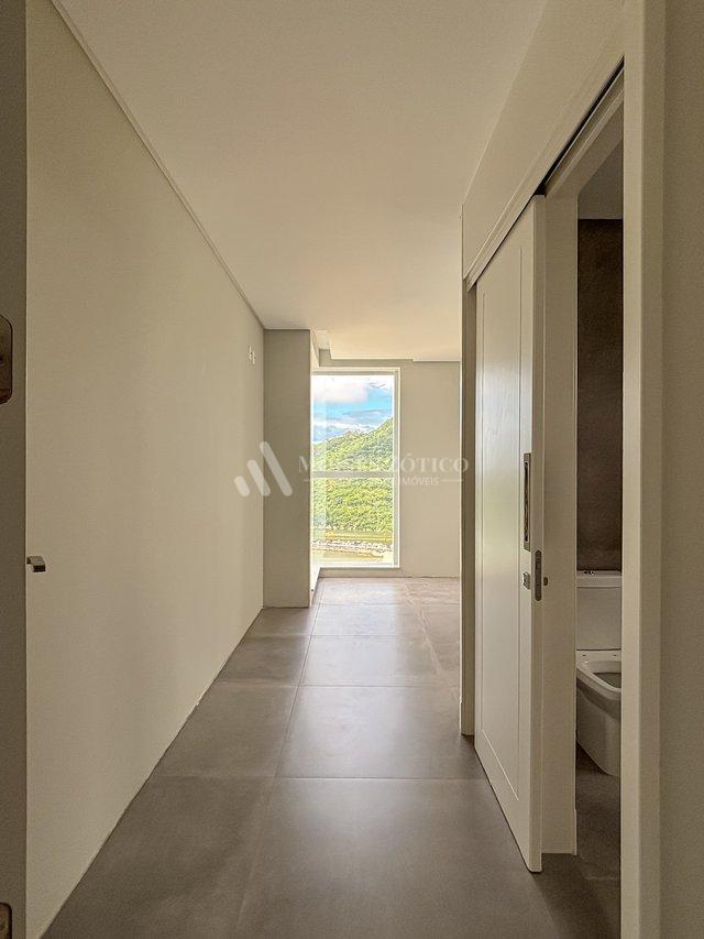 Apartamento de 3 suítes no Centro de Balneário Camboriú Rua 4600 Balneário Camboriú - 