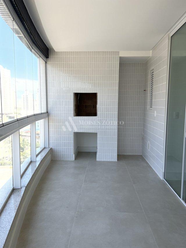Apartamento de 3 suítes e 3 vagas de garagem em Meia Praia Rua 334 Itapema - 