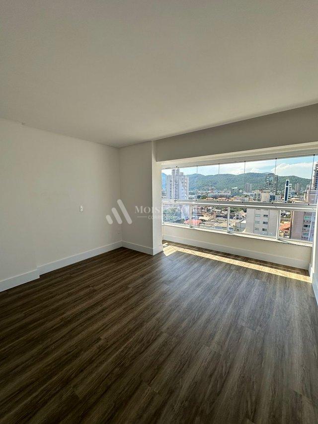 Apartamento de 3 suítes e 2 vagas de garagem em Meia Praia Rua 256 Itapema - 