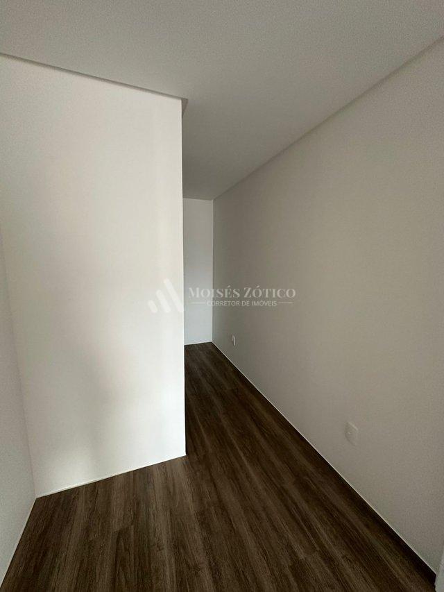 Apartamento de 3 suítes e 2 vagas de garagem em Meia Praia Rua 256 Itapema - 