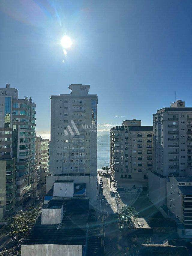 Apartamento de 3 suítes a poucos metros do mar, em Meia Praia Rua 321 Itapema - 