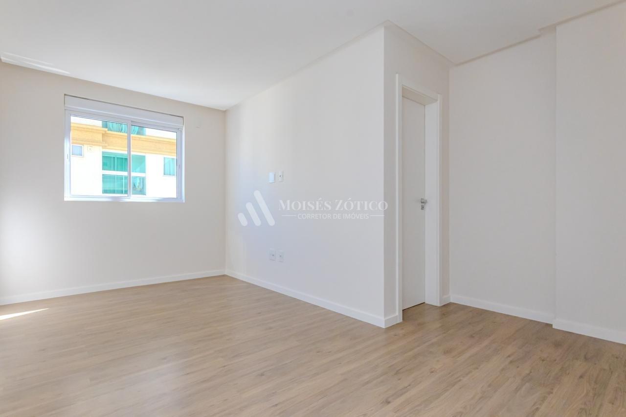 Apartamento semimobiliado de 4 suítes em Meia Praia Rua 234 Itapema - 