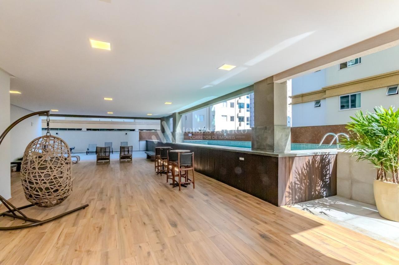 Apartamento semimobiliado de 4 suítes em Meia Praia Rua 234 Itapema - 