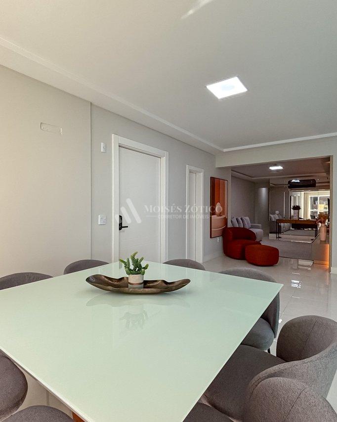 Apartamento mobiliado com 4 suítes e 3 vagas de garagem em Meia Praia Rua 256 Itapema - 