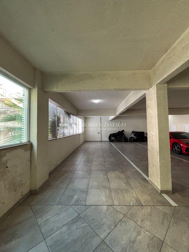 Apartamento mobiliado com 4 suítes e 3 vagas de garagem em Meia Praia Rua 256 Itapema - 