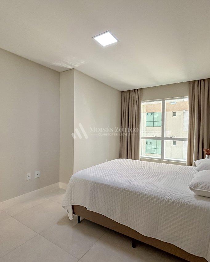Apartamento mobiliado com 4 suítes e 3 vagas de garagem em Meia Praia Rua 256 Itapema - 