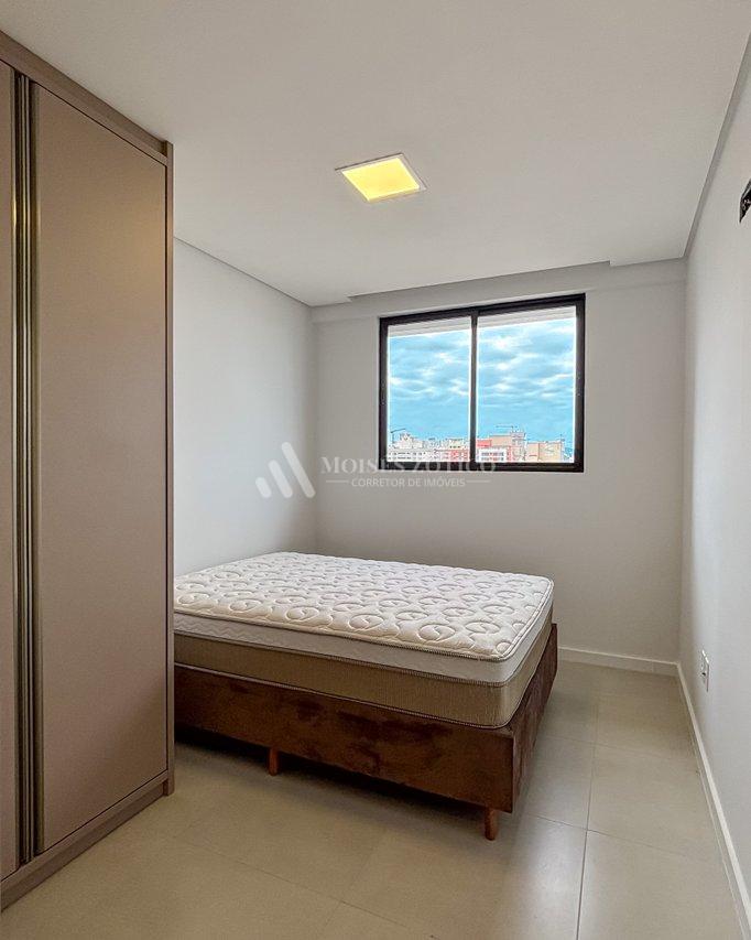 Apartamento semimobiliado com 2 suítes em Itapema Rua 406 E Itapema - 