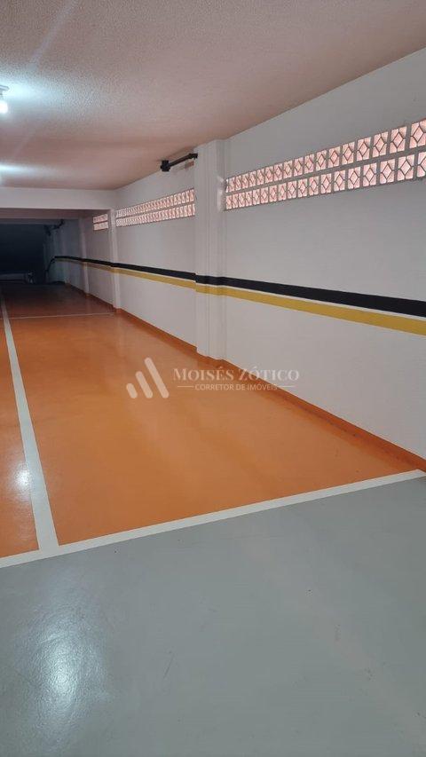 Apartamento mobiliado com 3 suítes e 4 vagas de garagem em Meia Praia Rua 238 Itapema - 