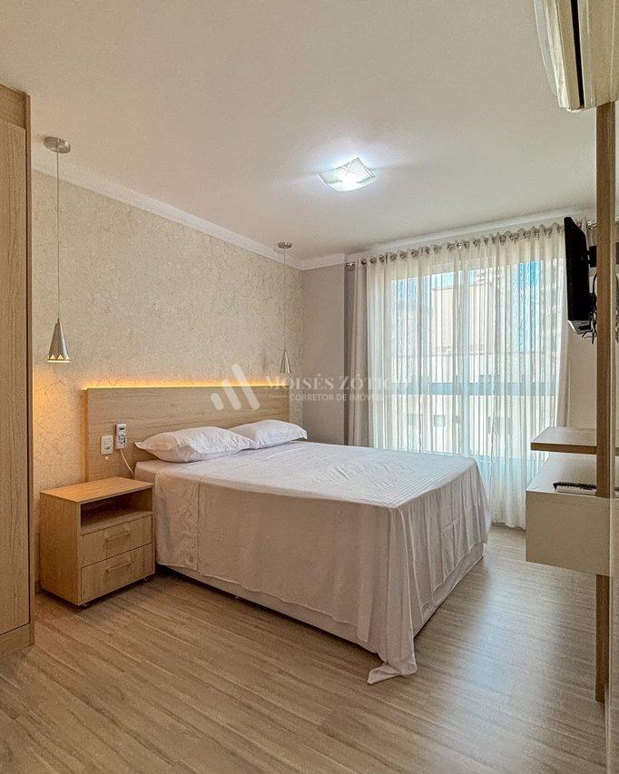 Apartamento mobiliado com 3 suítes a 200 metros do mar Rua 282 Itapema - 