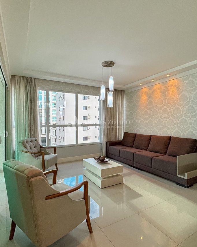 Apartamento mobiliado com 3 suítes a 200 metros do mar Rua 282 Itapema - 