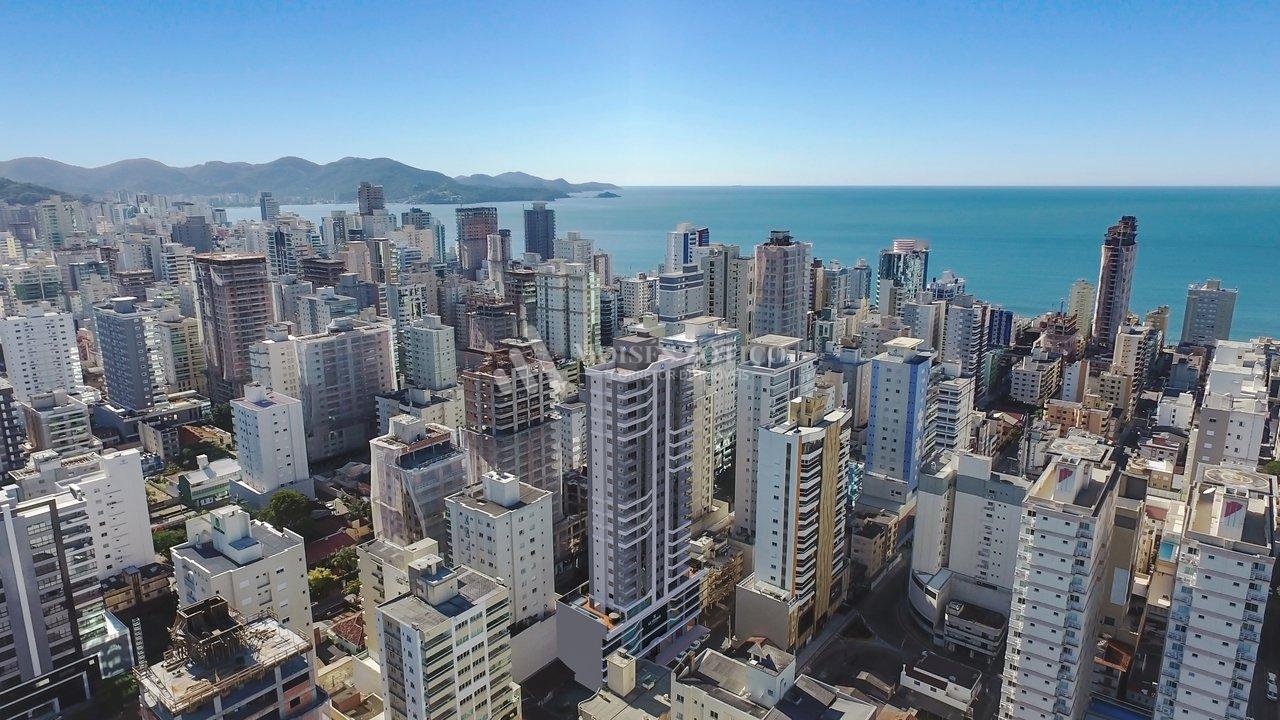 Apartamento com 3 suítes em Meia Praia Rua 266 Itapema - 