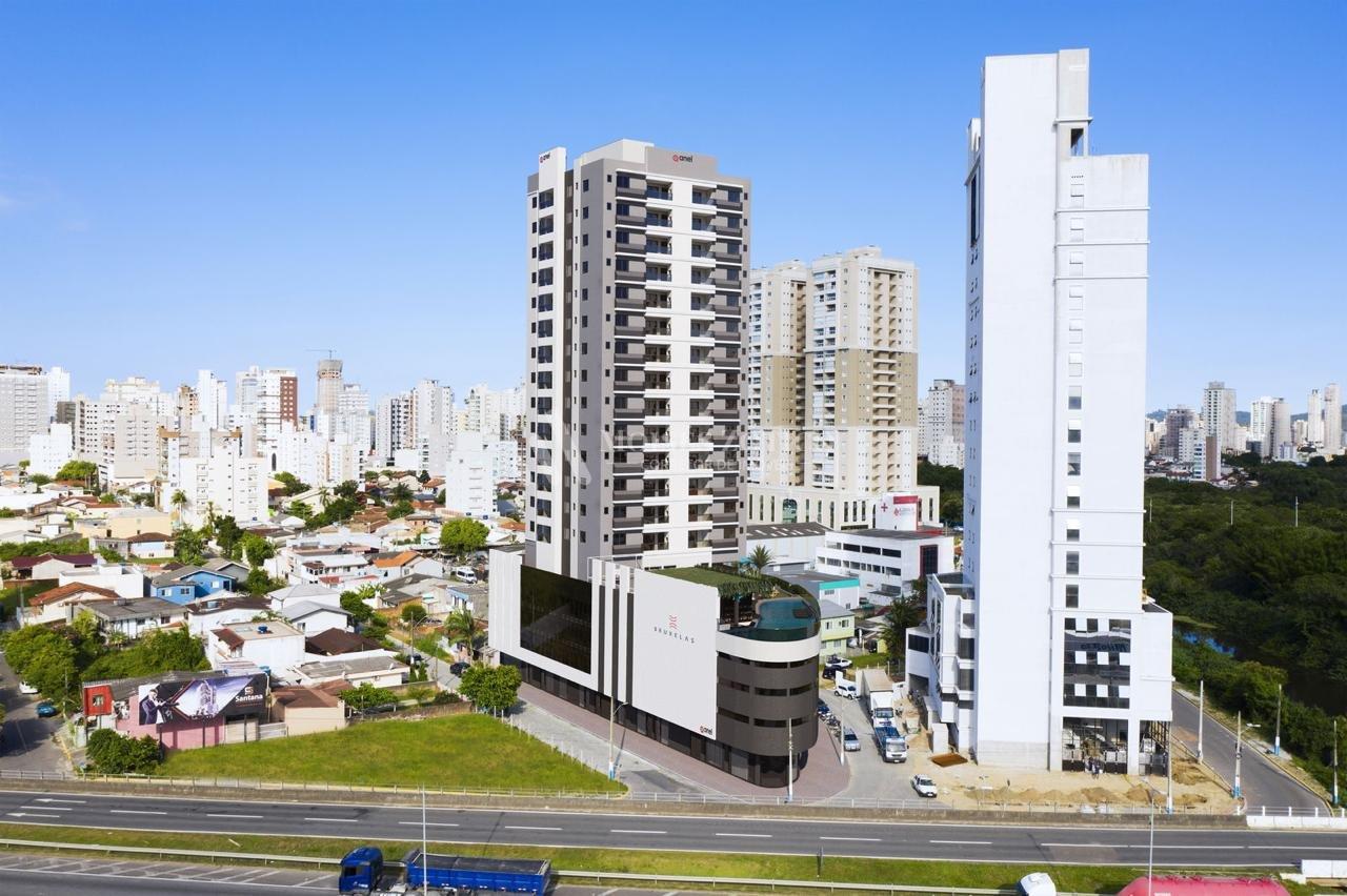 Apartamento com 3 suítes e 2 vagas de garagem em Meia Praia Rua 256 Itapema - 
