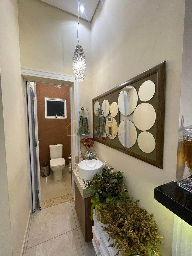 Casa com uma ótima vista à venda! Condomínio fechado 24hs Rua Maria de Lourdes Pereira Mairiporã - 