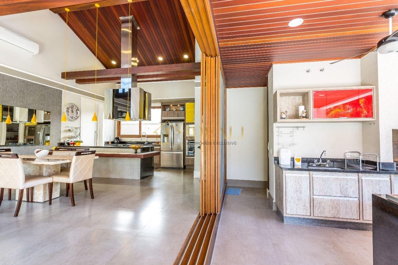 Casa com 5 dormitórios à venda, 409 m² por R$ 3.900.000,00 - Shamballa II Estrada Hisaichi Takebayashi Mairiporã - 