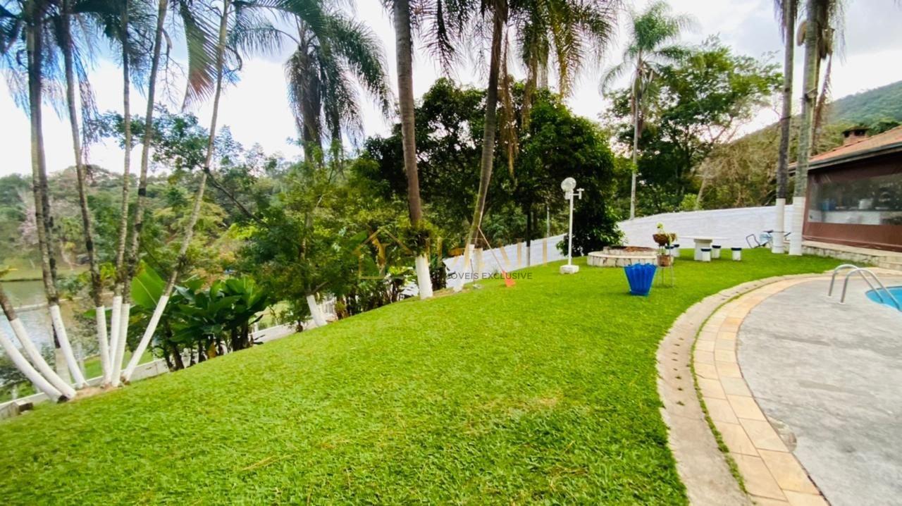 Chácara com 4 dormitórios à venda, 4 m² por R$ 2.500.000,00 - Cacéia Estrada Armando Barbosa de Almeida Mairiporã - 