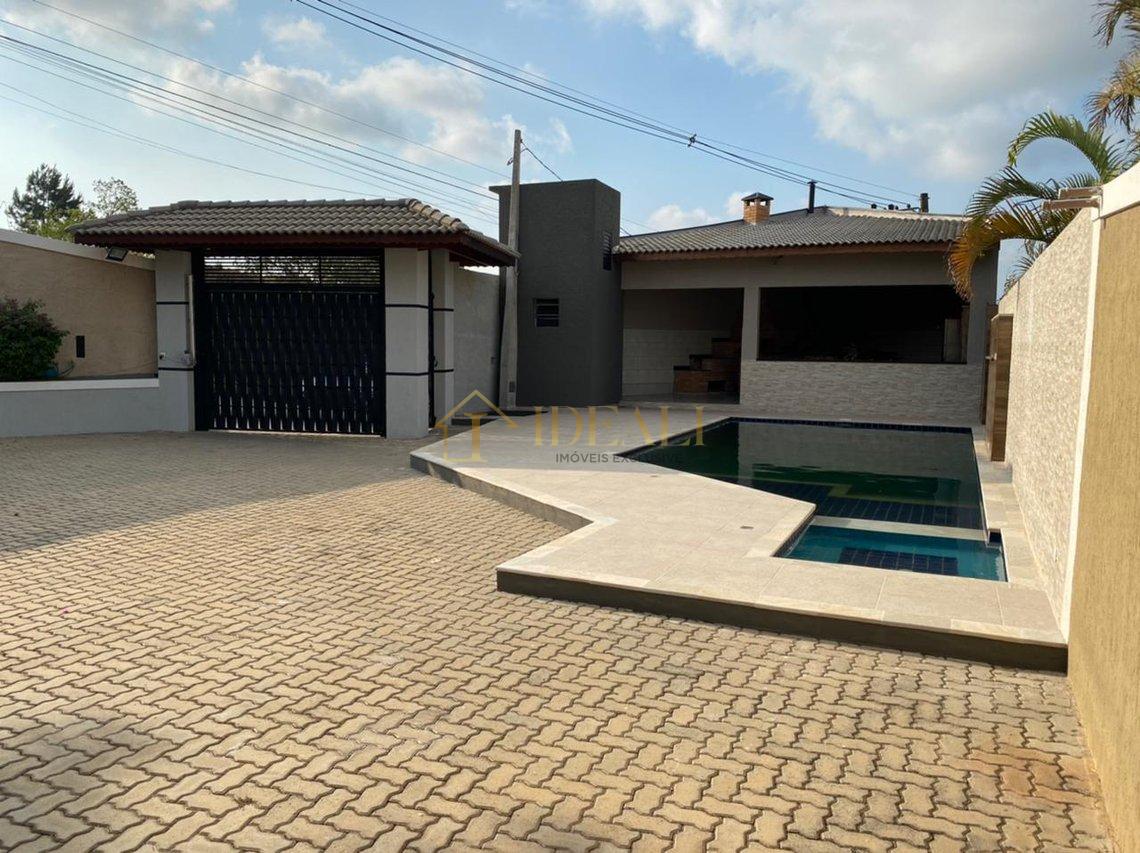 Belíssima casa à venda!!! Avenida Vereador Nicola Perez Neto Mairiporã - 