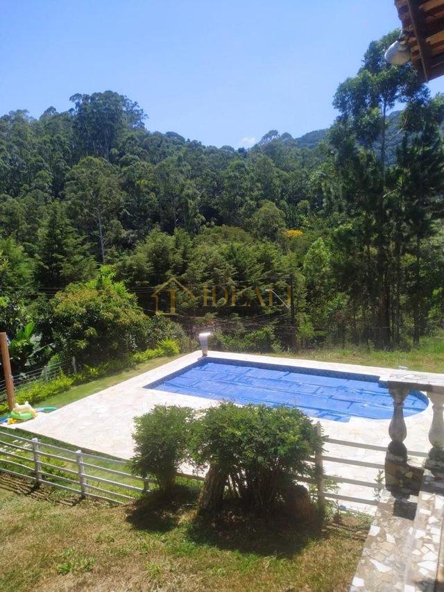 Chácara com 4 dormitórios à venda, 1300 m² por R$ 890.000,00 - Sun Valley - Mairiporã/SP Rua Nova York Mairiporã - 