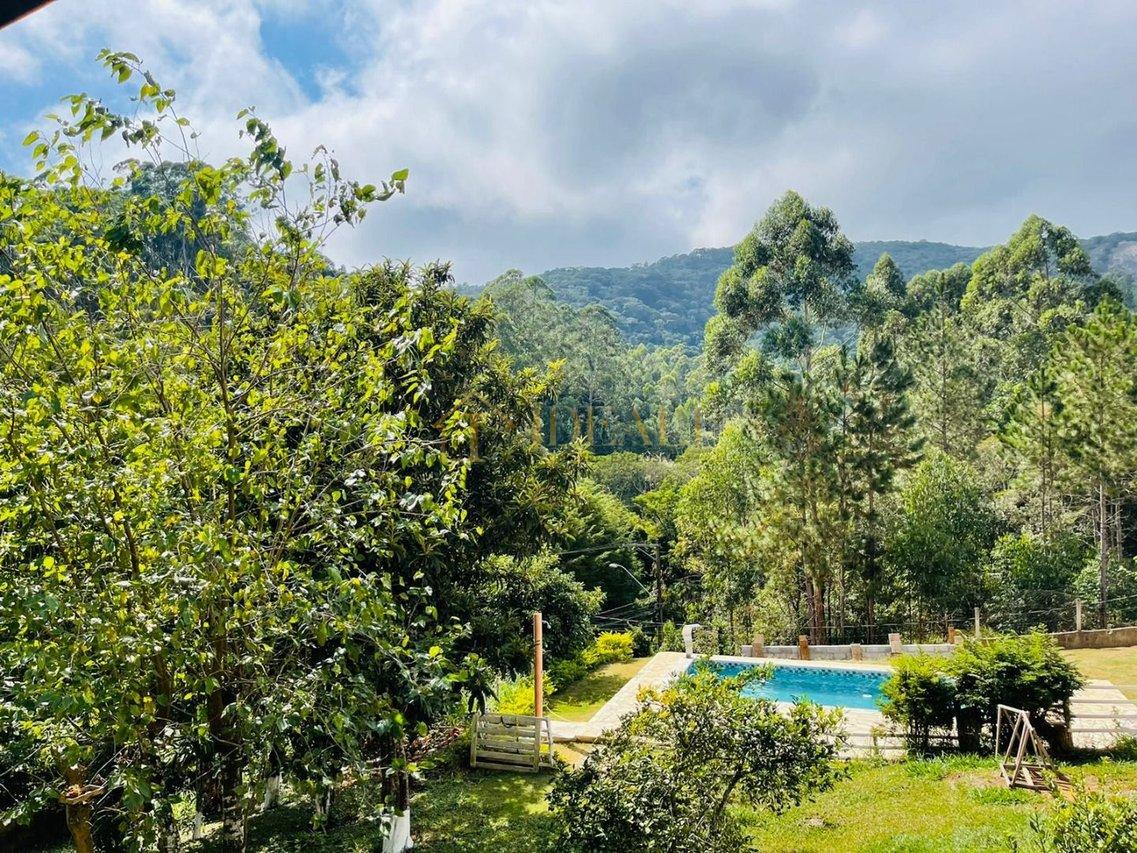 Chácara com 4 dormitórios à venda, 1300 m² por R$ 890.000,00 - Sun Valley - Mairiporã/SP Rua Nova York Mairiporã - 
