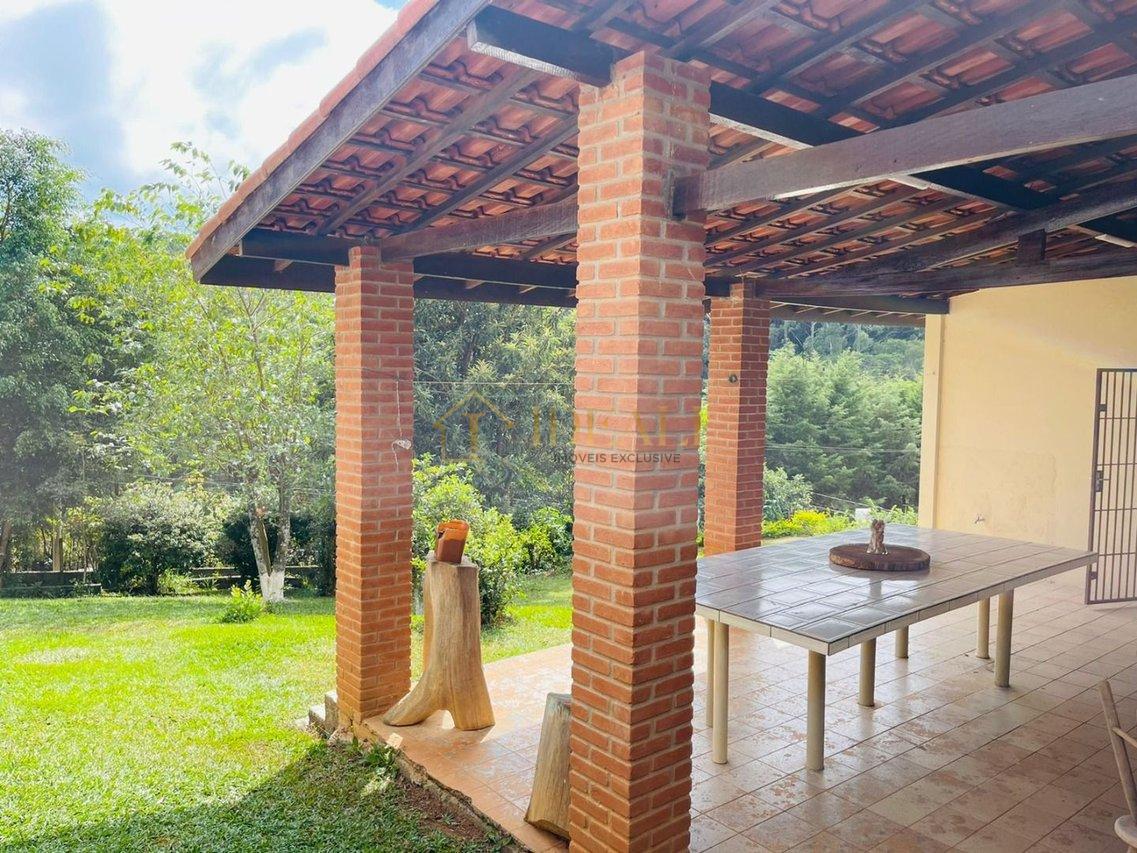 Chácara com 4 dormitórios à venda, 1300 m² por R$ 890.000,00 - Sun Valley - Mairiporã/SP Rua Nova York Mairiporã - 