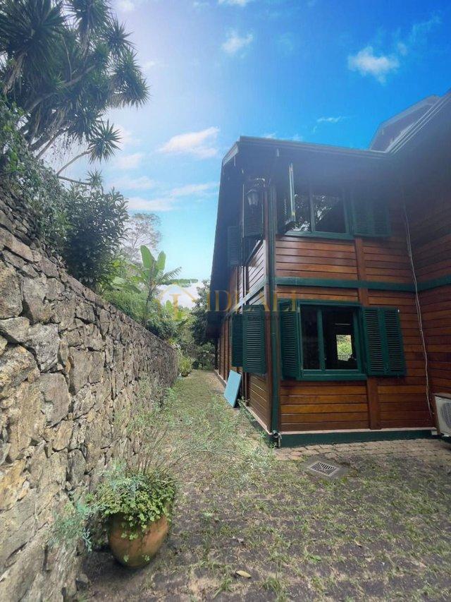 CASA À VENDA EM CONDOMINIO FECHADO DE MAIRIPORÃ ! Alameda Dos Eucaliptos Mairiporã - 