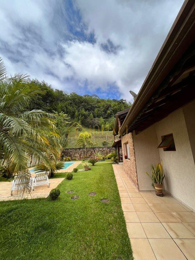 Casa com 3 dormitórios à venda, 367 m² por R$ 2.300.000,00 - Canadá Village - Mairiporã/SP Alameda Taiar Mairiporã - 