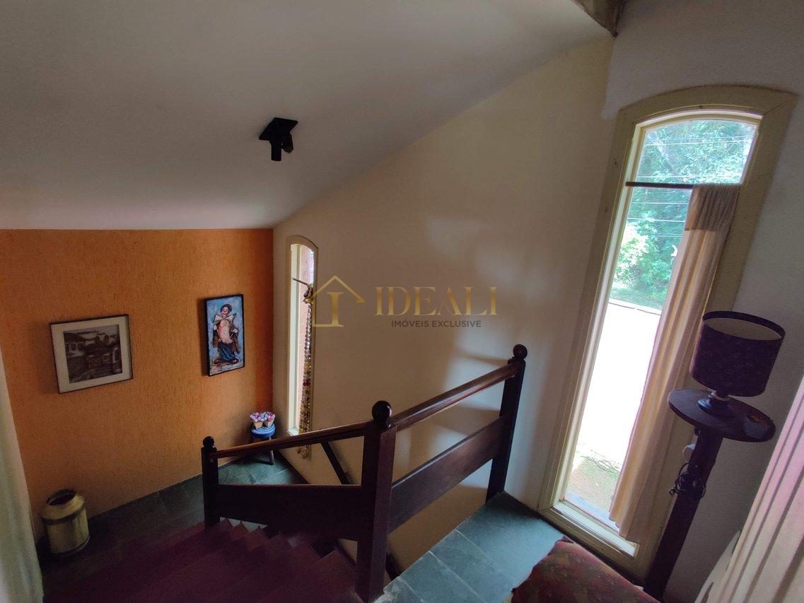 Casa com 5 quartos, 486 m², à venda por R$ 1.800.000 Rua Cerejeira Mairiporã - 
