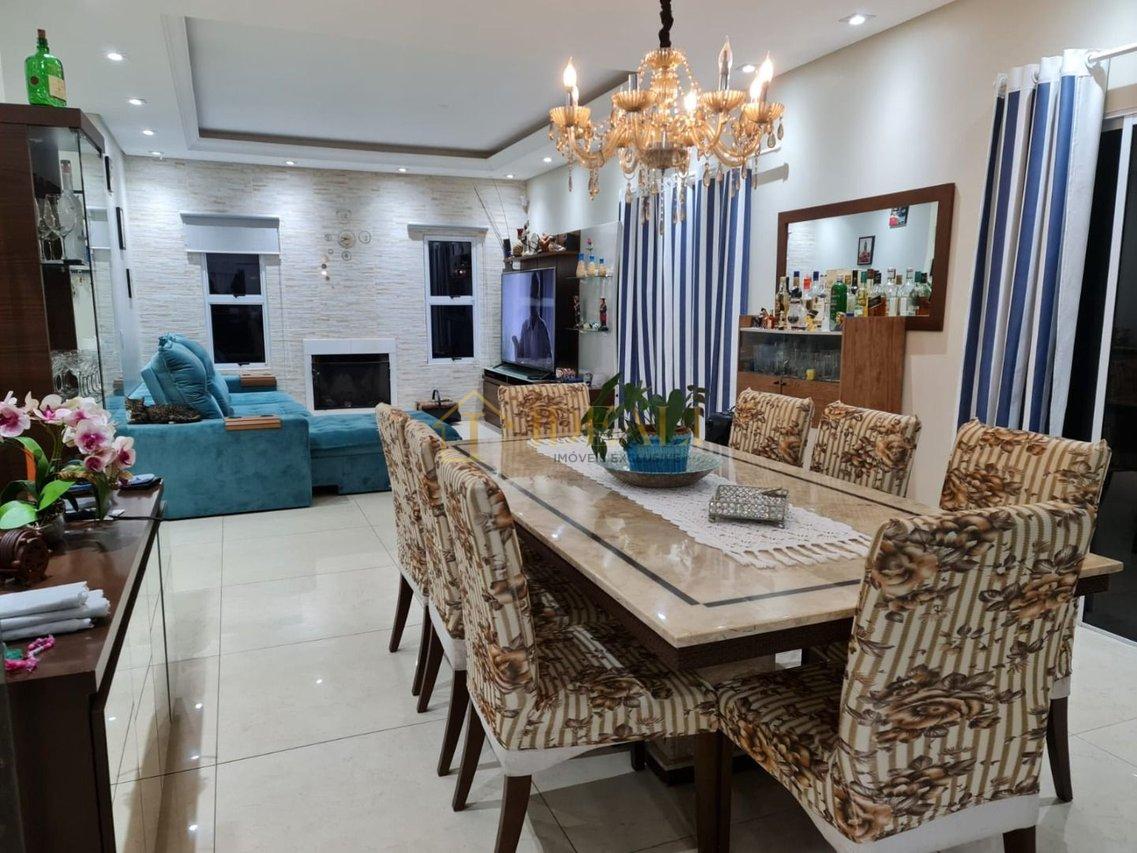 Casa com 3 dormitórios à venda, 320 m² por R$ 1.430.000 - Granja Caiapiá - Cotia/SP Rua Cláudio Manoel da Costa Cotia - 