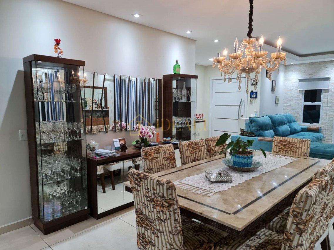 Casa com 3 dormitórios à venda, 320 m² por R$ 1.430.000 - Granja Caiapiá - Cotia/SP Rua Cláudio Manoel da Costa Cotia - 