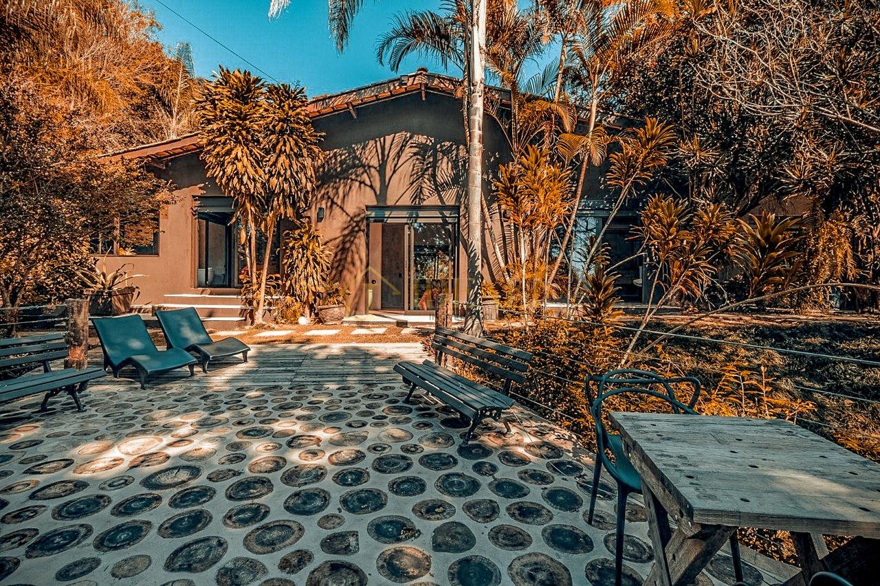 Belíssimo imóvel à venda, 775 m² por R$ 6.500.000 - Atibaia Vista da Montanha - Atibaia/SP Estrada Parque das Cascatas Atibaia - 