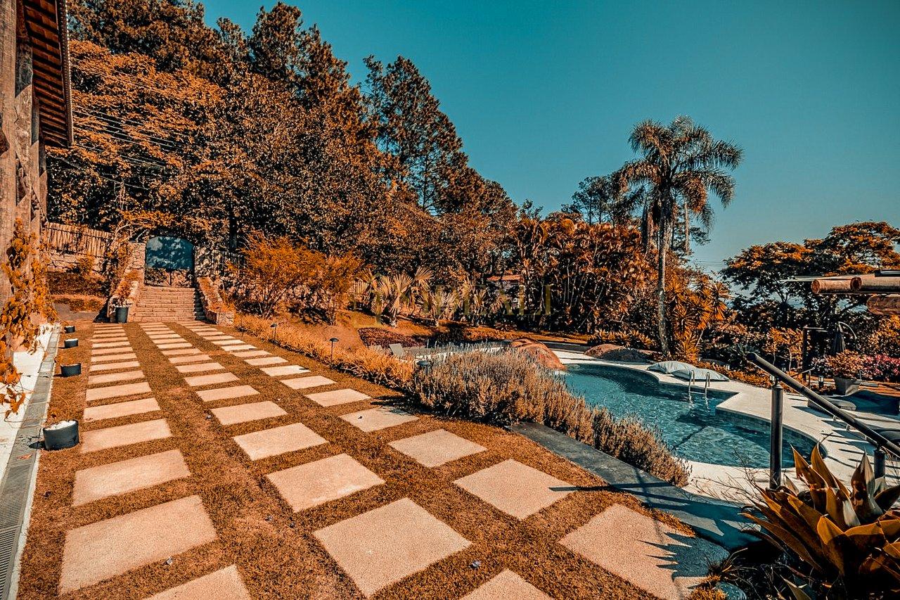 Belíssimo imóvel à venda, 775 m² por R$ 6.500.000 - Atibaia Vista da Montanha - Atibaia/SP Estrada Parque das Cascatas Atibaia - 