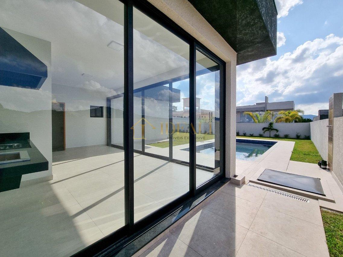 Casa com 3 dormitórios à venda, 186 m² por R$ 1.650.000 - Figueira Garden - Atibaia/SP Avenida Figueira Garden Atibaia - 