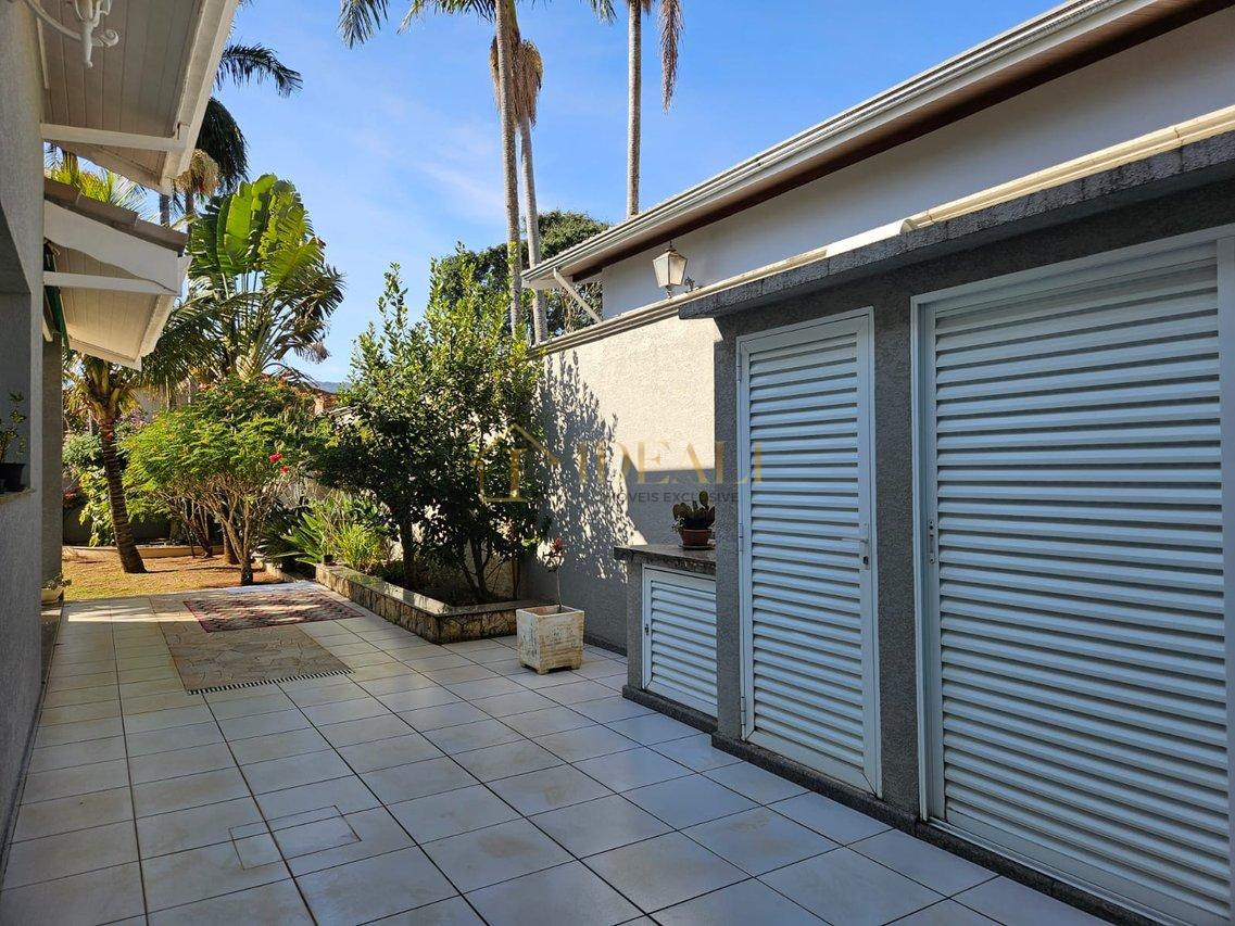 Belíssima casa à venda , 321m² por R$ 3.250.000,00 Rua Professora Sonia Tereza La Scala Peres Atibaia - 