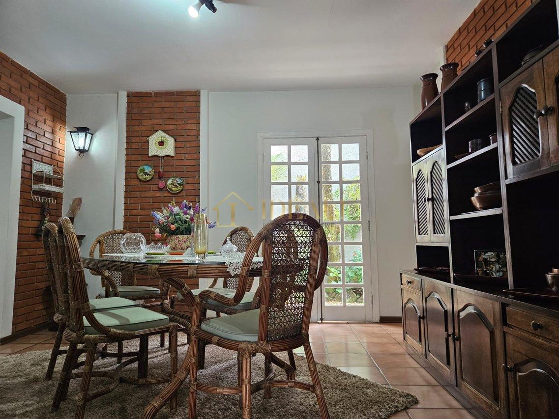 Vista deslumbrante !!! Casa à venda R$ 2.300.000,00 Alameda Lorena Atibaia - 