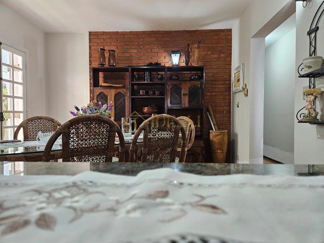 Vista deslumbrante !!! Casa à venda R$ 2.300.000,00 Alameda Lorena Atibaia - 