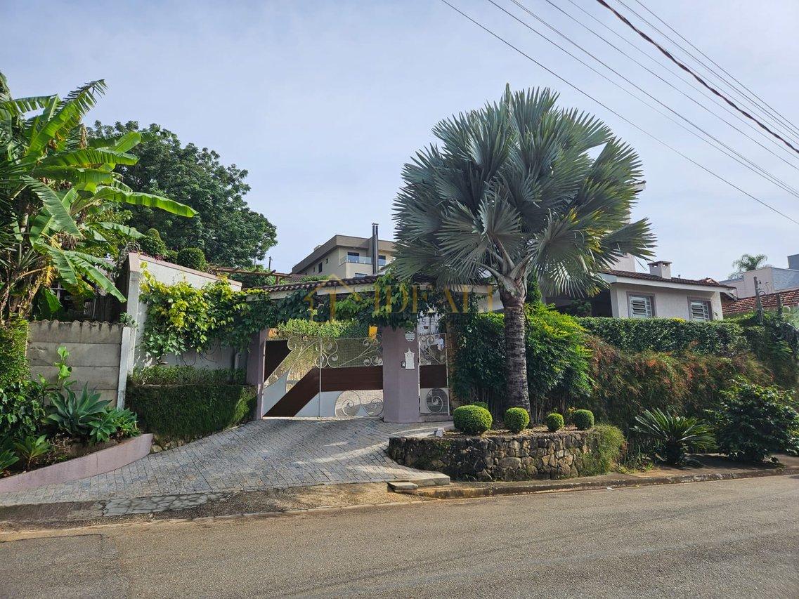 Vista deslumbrante !!! Casa à venda R$ 2.300.000,00 Alameda Lorena Atibaia - 