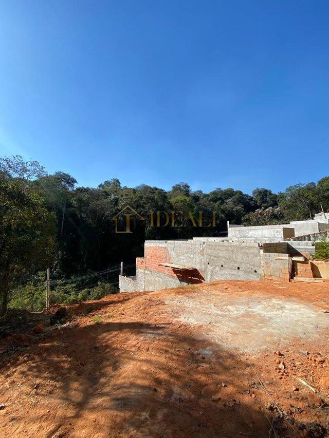 TERRENO EM CONDOMÍNIO FECHADO COM PROJETO APROVADO Rua Coronel Fagundes Mairiporã - 
