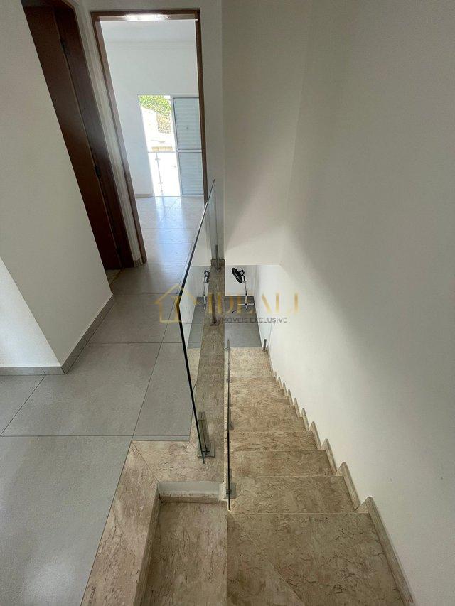 Excelente Sobrado a venda em Caieiras - SP - Caieiras - 