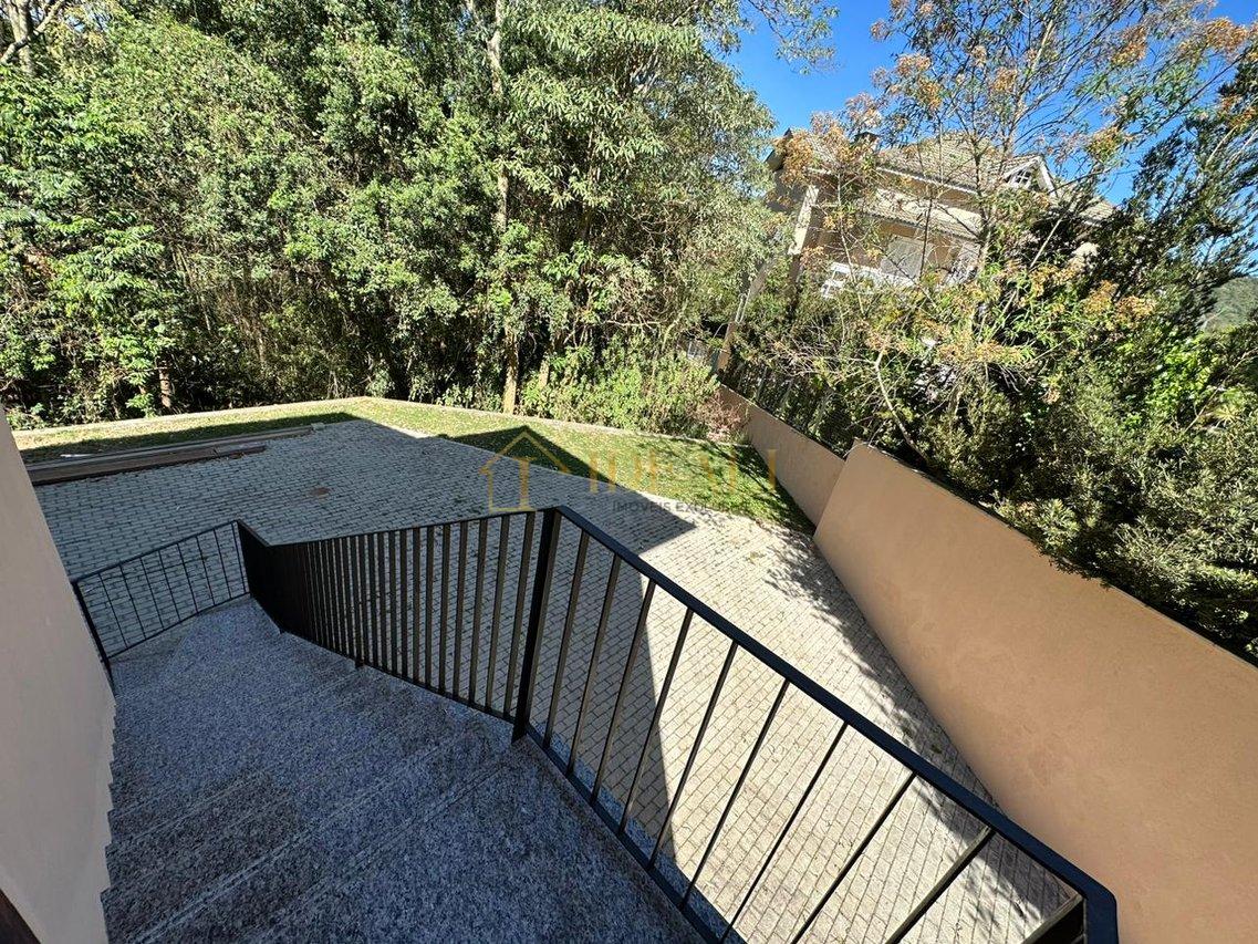 Belíssima casa para venda em condomínio fechado com segurança 24h ! - Mairiporã - 