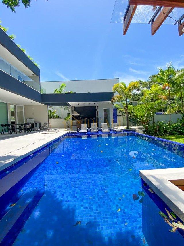 Belíssima casa em alto padrão na praia em Riviera, 464m2 por R$ 8.700.000,00 - SP Riviera de São Lourenço Bertioga - 