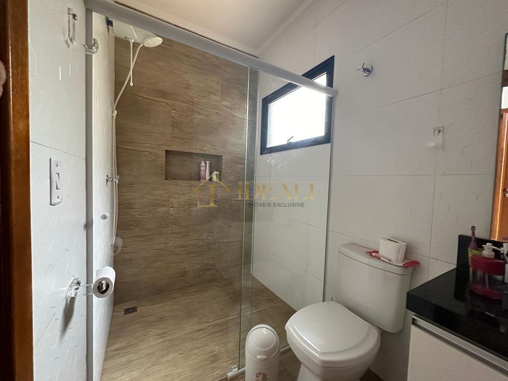 OPORTUNIDADE CASA EM CONDOMINIO A VENDA POR APENAS 1.160.000,00 - ATIBAIA - SP rua dos lírios  Atibaia - 