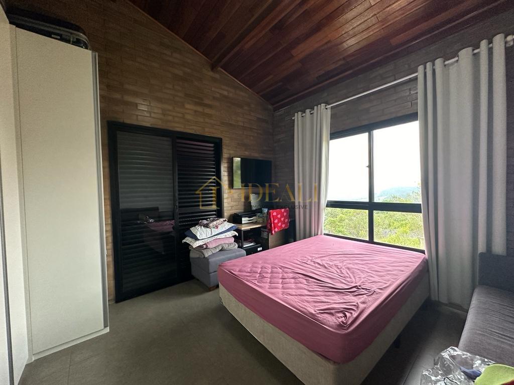 OPORTUNIDADE CASA EM CONDOMINIO A VENDA POR APENAS 1.160.000,00 - ATIBAIA - SP rua dos lírios  Atibaia - 